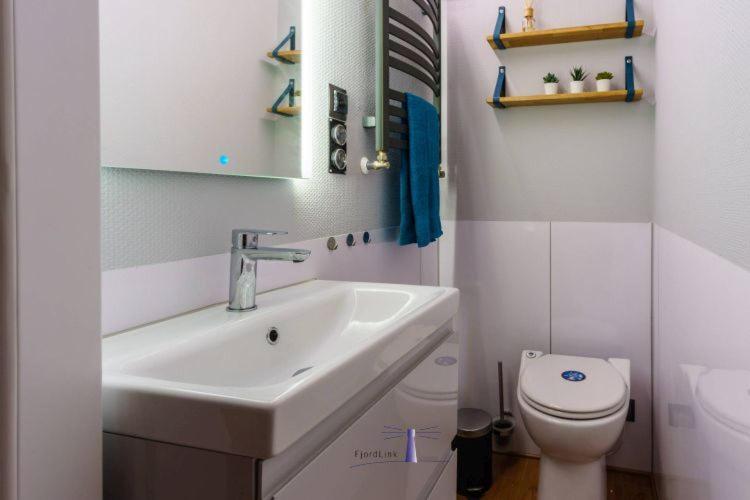 Hausboot Fjord Polaris Mit Biosauna In 바르트 외부 사진