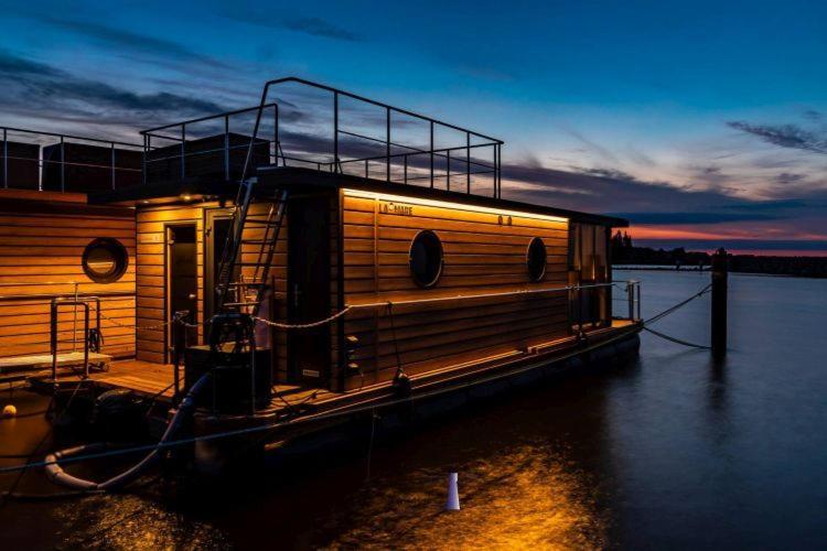 Hausboot Fjord Polaris Mit Biosauna In 바르트 외부 사진