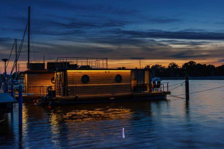Hausboot Fjord Polaris Mit Biosauna In 바르트 외부 사진